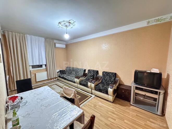 Продаётся 3-комн. вторичка 55 м², пос. 7-ой мкр, photo 1 from 22