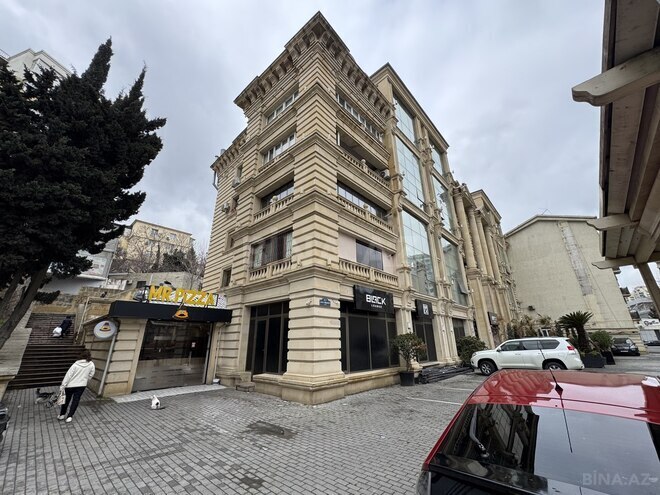 Продаётся 3-комн. вторичка 61 м², м. Низами, photo 3 from 26