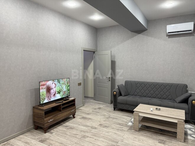 Продаётся 3-комн. вторичка 61 м², м. Низами, photo 8 from 26