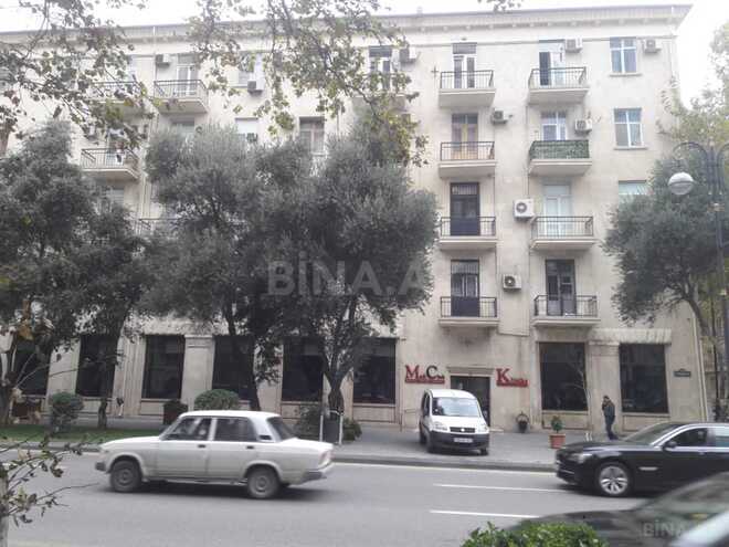 İcarəyə verilir 2 otaqlı köhnə tikili 90 m², 28 May m., photo 3 from 18