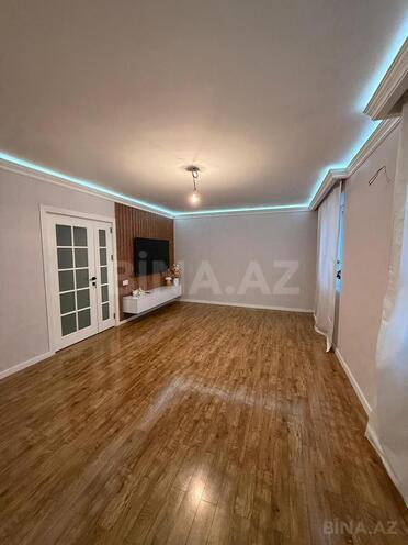 Satılır 5 otaqlı köhnə tikili 127 m², Xalqlar Dostluğu m., photo 18 from 23