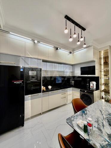 Продаётся 3-комн. новостройка 125 м², м. Кара Караев, photo 8 from 14