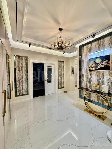 Продаётся 3-комн. новостройка 125 м², м. Кара Караев, photo 5 from 14