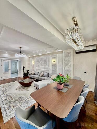 Продаётся 3-комн. новостройка 125 м², м. Кара Караев, photo 3 from 14