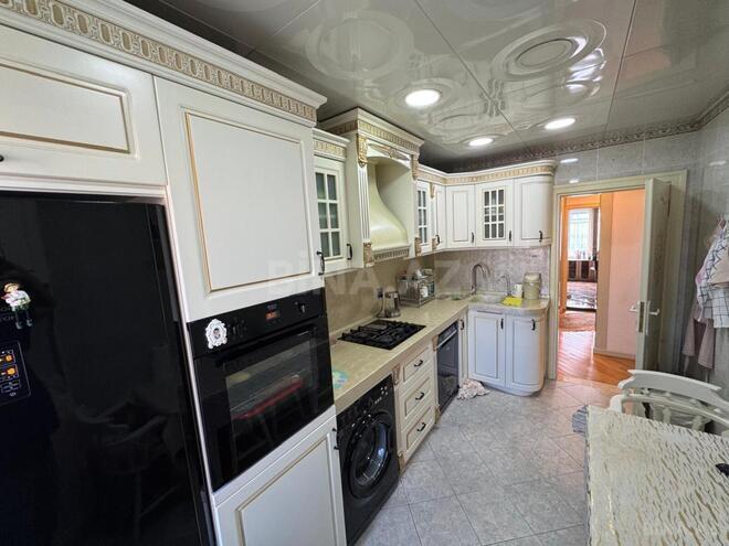 Продаётся 4-комн. вторичка 130 м², м. Ичеришехер, photo 12 from 21