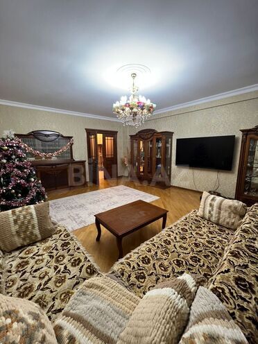 İcarəyə verilir 3 otaqlı yeni tikili 150 m², 28 May m., photo 6 from 23
