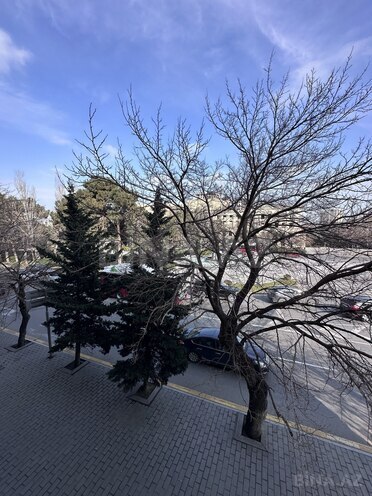 Продаётся 4-комн. вторичка 110 м², пос. Ясамал, photo 3 from 18