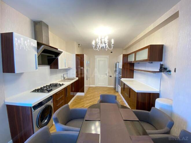 Сдаётся 4-комн. новостройка 175 м², м. Элмляр Академиясы, photo 14 from 32