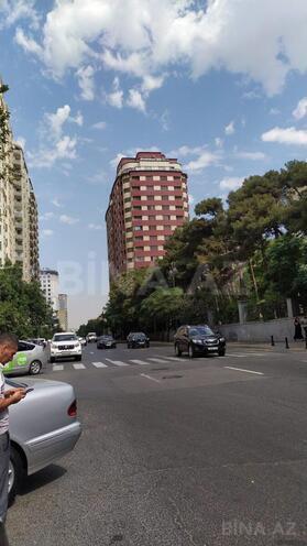 Продаётся 3-комн. новостройка 190 м², м. Гянджлик, photo 11 from 12