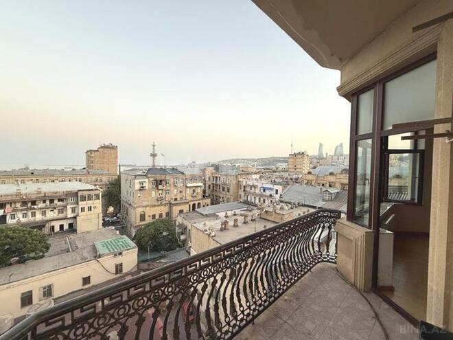 Satılır 3 otaqlı yeni tikili 138 m², Sahil m., photo 3 from 30