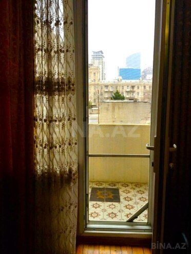 Продаётся 3-комн. вторичка 65 м², м. 28 мая, photo 12 from 18