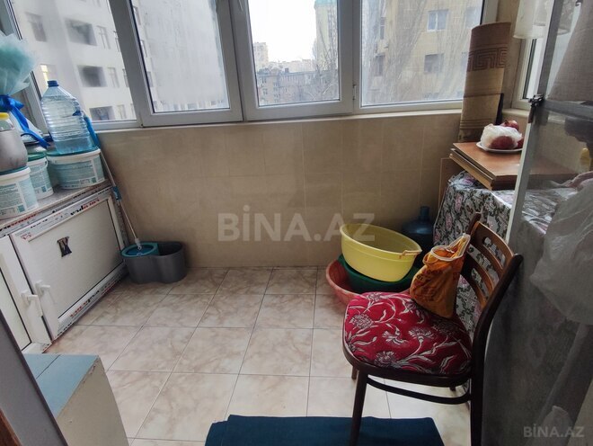 Satılır 3 otaqlı köhnə tikili 77 m², İnşaatçılar m., photo 14 from 19