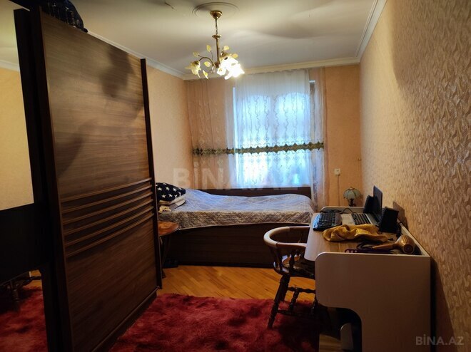 Satılır 3 otaqlı köhnə tikili 77 m², İnşaatçılar m., photo 17 from 19