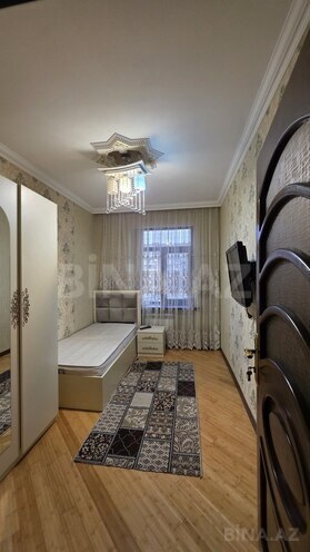 Продаётся 3-комн. вторичка 75 м², пос. Бакиханова, photo 13 from 18