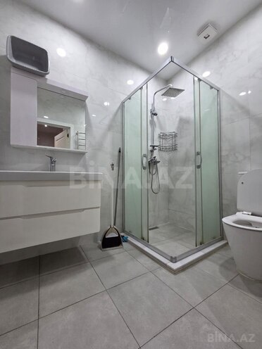 Сдаётся 3-комн. новостройка 110 м², м. Низами, photo 24 from 29