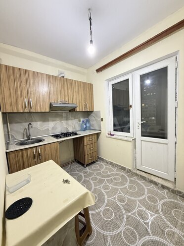 Продаётся 1-комн. вторичка 45 м², м. Иншаатчылар, photo 11 from 18