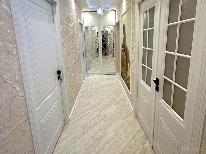 Satılır 4 otaqlı köhnə tikili 100 m², Xalqlar Dostluğu m., photo 16 from 25