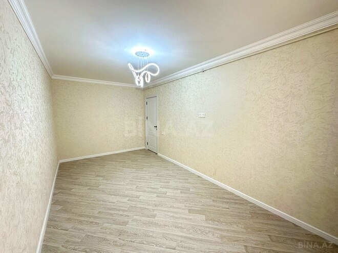 Satılır 4 otaqlı köhnə tikili 100 m², Xalqlar Dostluğu m., photo 13 from 25