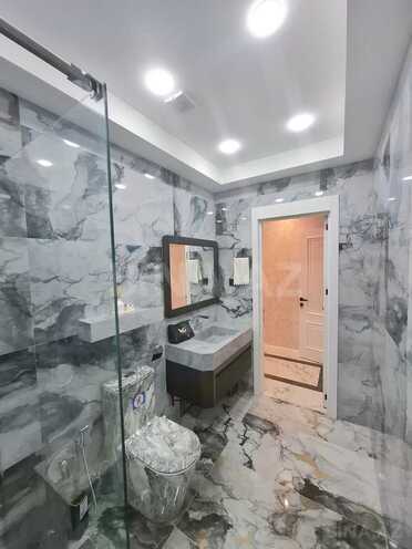 Сдаётся 3-комн. новостройка 135 м², м. Низами, photo 23 from 28