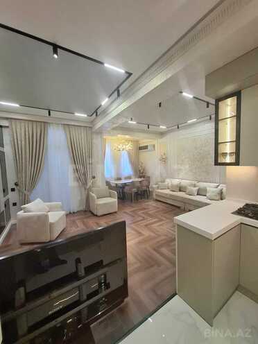 Сдаётся 3-комн. новостройка 135 м², м. Низами, photo 6 from 28