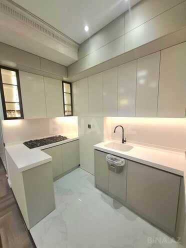 Сдаётся 3-комн. новостройка 135 м², м. Низами, photo 20 from 28