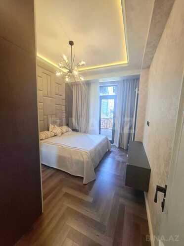 Сдаётся 3-комн. новостройка 135 м², м. Низами, photo 14 from 28