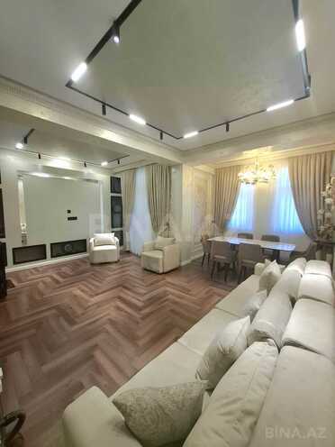 Сдаётся 3-комн. новостройка 135 м², м. Низами, photo 4 from 28