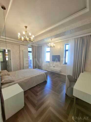 Сдаётся 3-комн. новостройка 135 м², м. Низами, photo 8 from 28