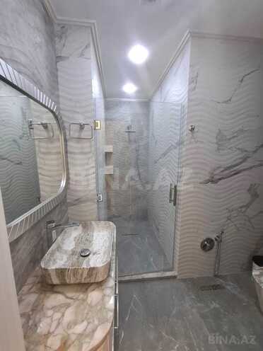 Сдаётся 3-комн. новостройка 135 м², м. Низами, photo 24 from 28