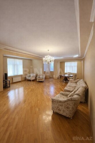 Satılır 3 otaqlı yeni tikili 165 m², 28 May m., photo 1 from 16