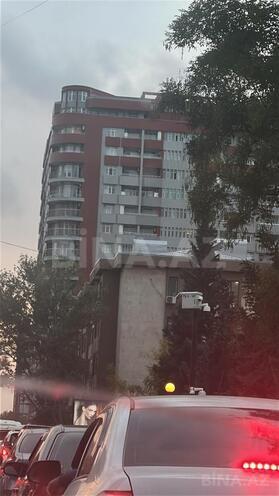 Продаётся 3-комн. новостройка 120 м², м. Нариман Нариманов, photo 1 from 8
