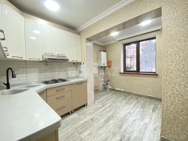 Продаётся 3-комн. вторичка 80 м², м. Нариман Нариманов, photo 10 from 13