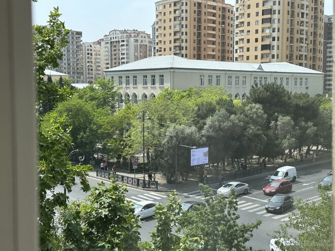 Satılır 2 otaqlı köhnə tikili 61 m², Nəsimi r., photo 12 from 25