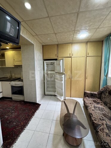 İcarəyə verilir 2 otaqlı köhnə tikili 70 m², Elmlər Akademiyası m., photo 10 from 15