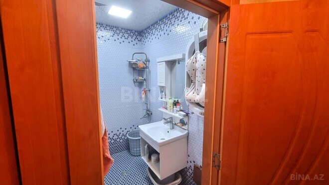 Satılır 4 otaqlı köhnə tikili 100 m², Xalqlar Dostluğu m., photo 25 from 28