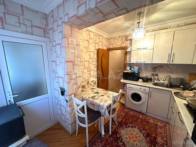 Satılır 4 otaqlı köhnə tikili 100 m², Xalqlar Dostluğu m., photo 15 from 28