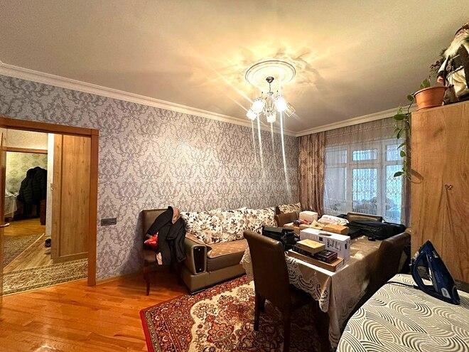 Satılır 4 otaqlı köhnə tikili 100 m², Xalqlar Dostluğu m., photo 8 from 28
