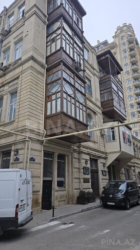 Сдаётся 2-комн. вторичка 80 м², м. Сахил, photo 1 from 18