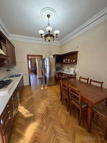 Продаётся 7-комн. вторичка 130 м², Сабаильский р., photo 15 from 32