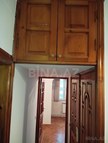 Продаётся 3-комн. вторичка 75 м², м. Халглар Достлугу, photo 24 from 27