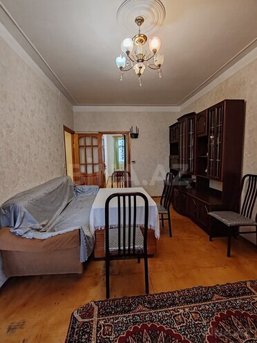İcarəyə verilir 2 otaqlı köhnə tikili 55 m², Memar Əcəmi m., photo 3 from 14