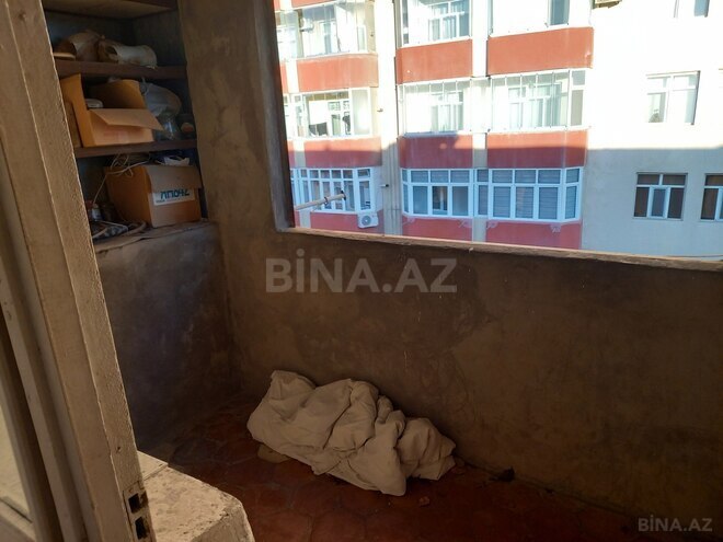 Продаётся 1-комн. вторичка 30 м², м. Нефтчиляр, photo 9 from 10