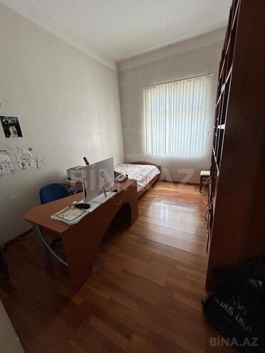 Satılır 7 otaqlı köhnə tikili 400 m², Sahil m., photo 20 from 21