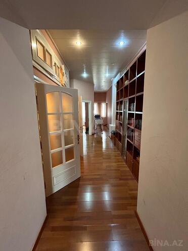 Satılır 7 otaqlı köhnə tikili 400 m², Sahil m., photo 8 from 21