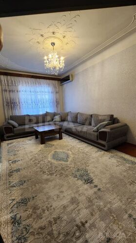 Satılır 5 otaqlı köhnə tikili 110 m², Qaraçuxur q., photo 1 from 21