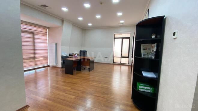 Продаётся 3-комн. новостройка 131 м², м. 28 мая, photo 1 from 8