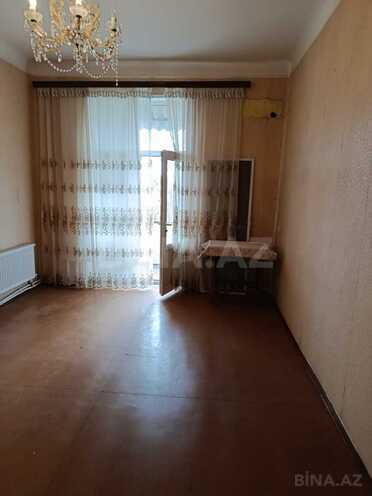 Продаётся 3-комн. вторичка 72 м², Абшеронcкий  р., photo 3 from 18