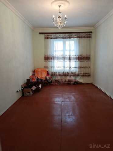 Продаётся 3-комн. вторичка 72 м², Абшеронcкий  р., photo 1 from 18