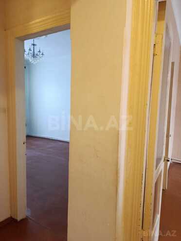 Продаётся 3-комн. вторичка 72 м², Абшеронcкий  р., photo 4 from 18