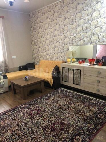 Satılır 1 otaqlı köhnə tikili 60 m², Bayıl q., photo 1 from 16